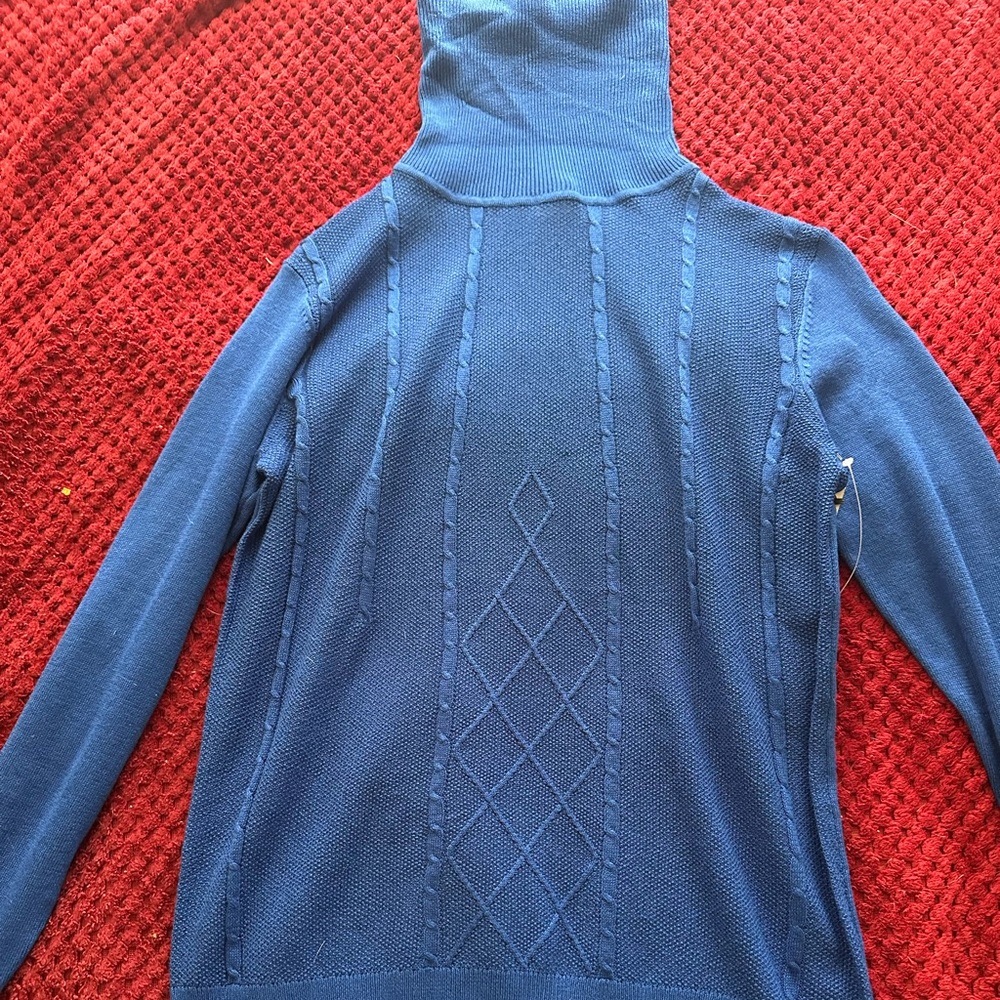 Brand New never been worn Navy blue turtleneck sweater